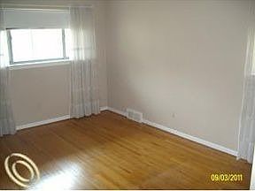2nd image of 20204 Valera St