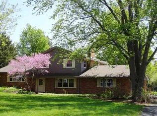 6642 Latham Rd, Rockford, IL 61101