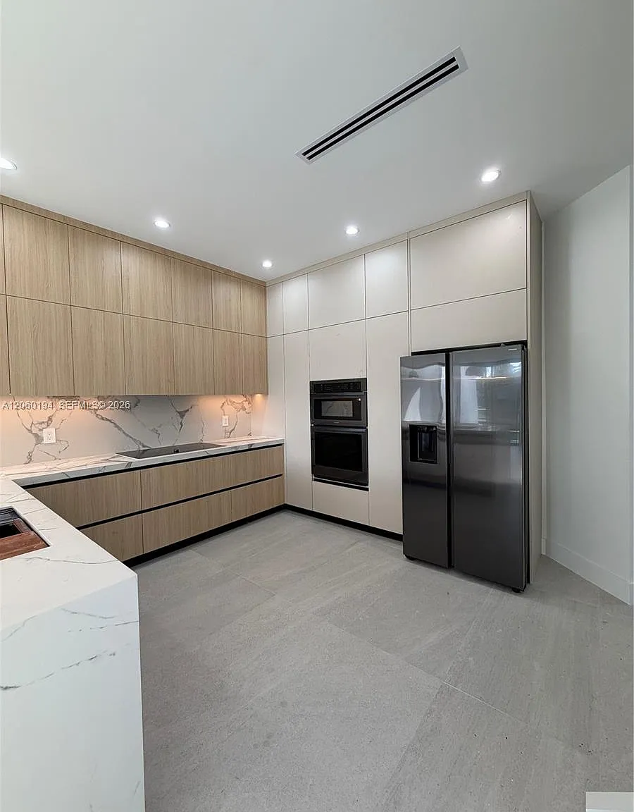 SW 32nd Ave, Fort Lauderdale — Photo 4