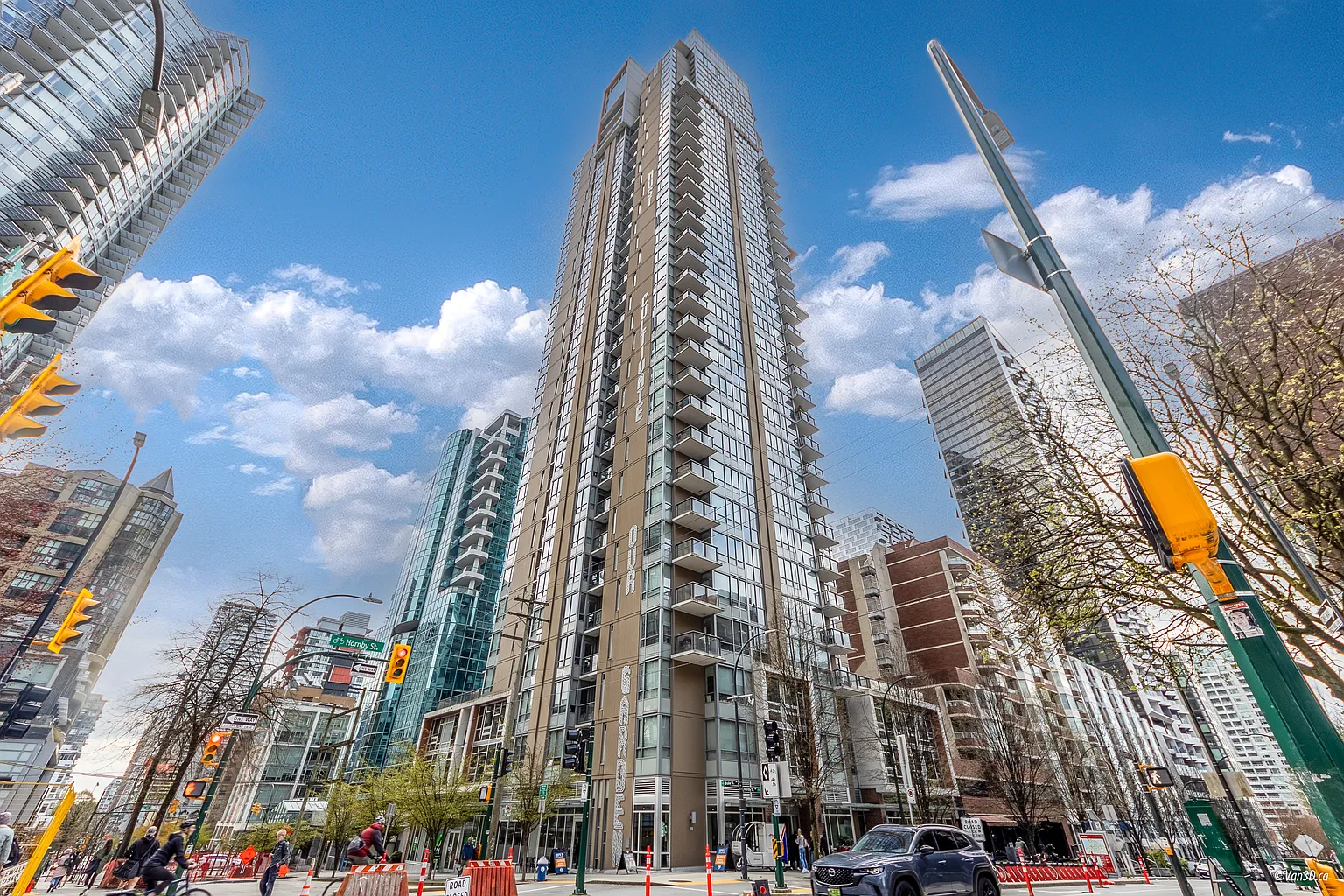 1308 Hornby St photo 1