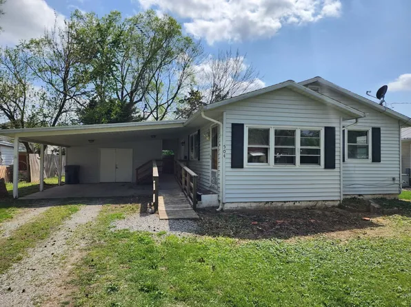 504 W 5th St, Benton, IL 62812