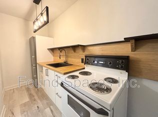 210 Wilson St #C, Hamilton, ON L8R1E5