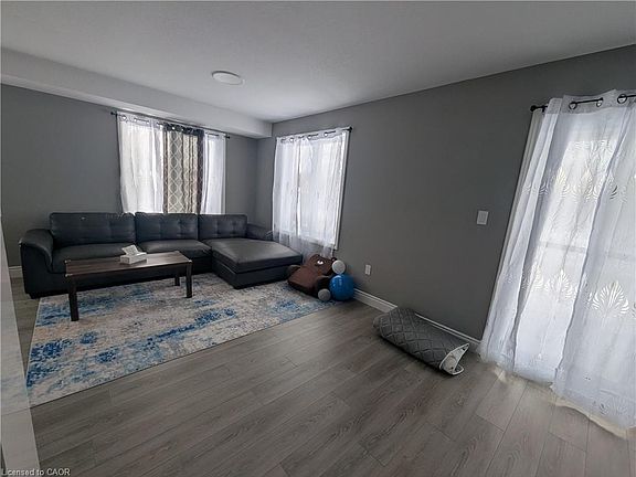 5th image of 379 Romeo St N #2
