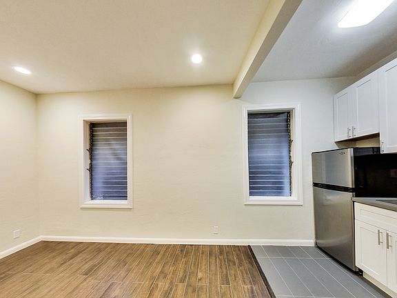 2nd image of 819-831 Sacramento St #28