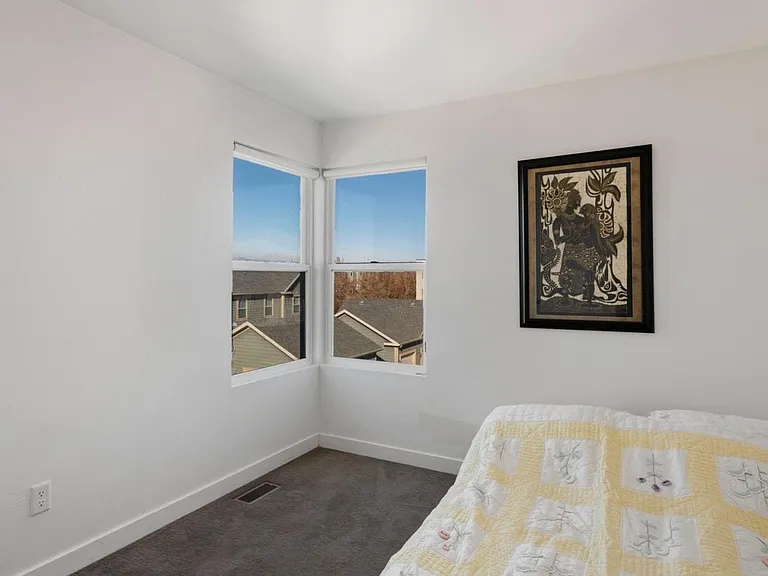 4658 W South Jordan Pkwy — Photo 18