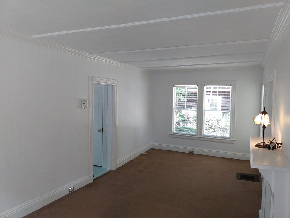 50 St, Babylon, NY 11702 Zillow