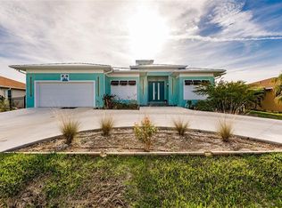 121 Peckham St SW, Port Charlotte, FL 33952
