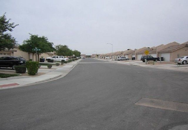 2nd image of 3170 S Ragen Dr