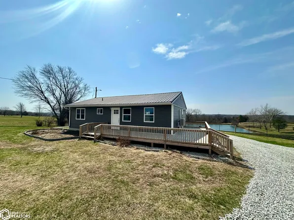 15762 Copperhead Rd, Ottumwa, IA 52501