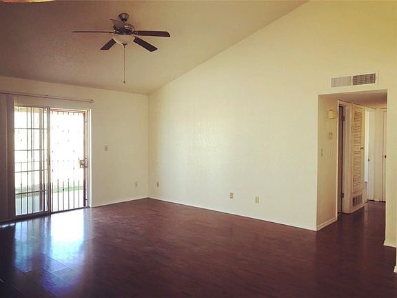 5th image of 1537 Peter Hurd Dr E