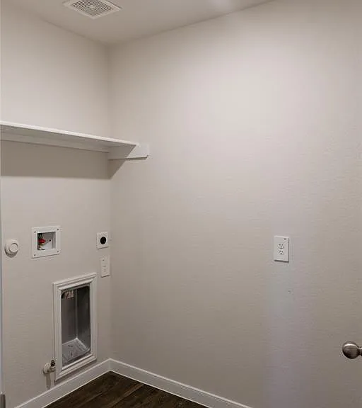 401 Abbey Ln — Photo 16
