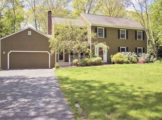 22 Wickham Rd, North Kingstown, RI 02852