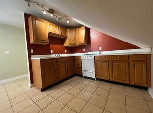 203 Howell St FLOOR 3, Providence, RI 02906