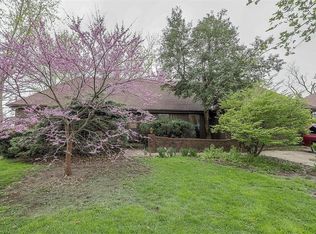 418 Glendale Rd, Liberty, MO 64068