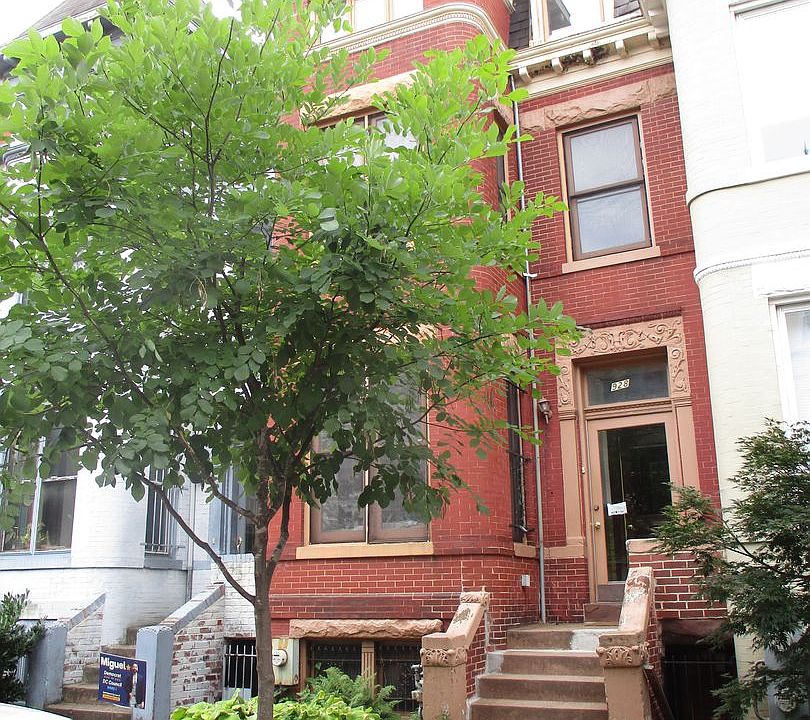 1st image of 928 Westminster St NW