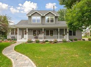 9000 Dunbar Knoll Ct, Minneapolis, MN 55443