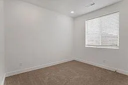 4 bed, 1824 sqft, $1,895 — Photo 3