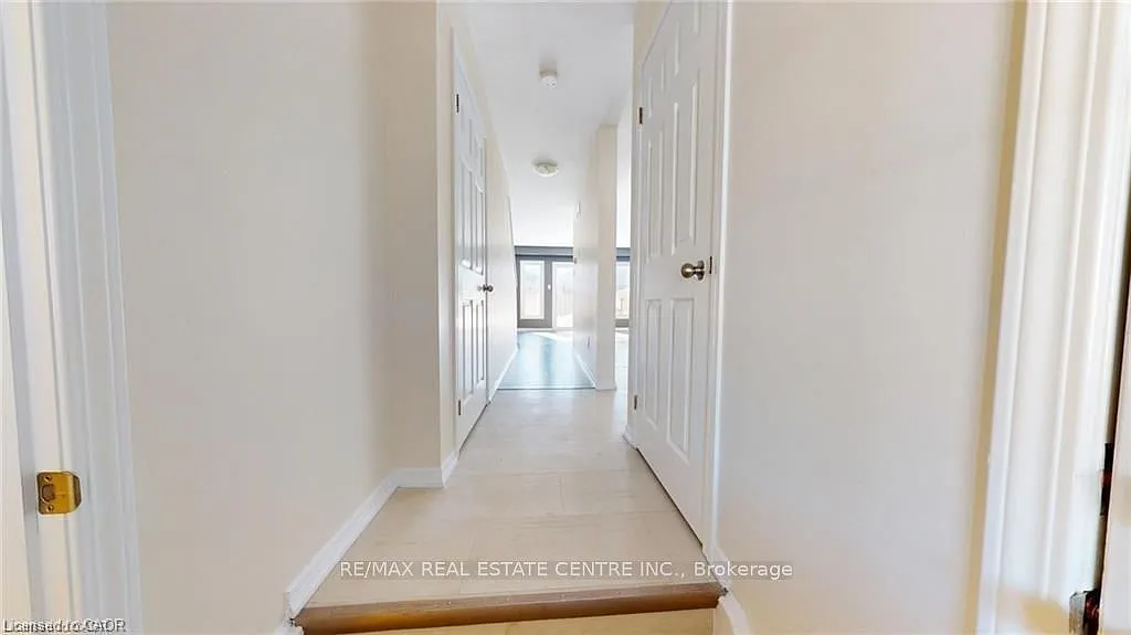 3 bed, $2,780 — Photo 3