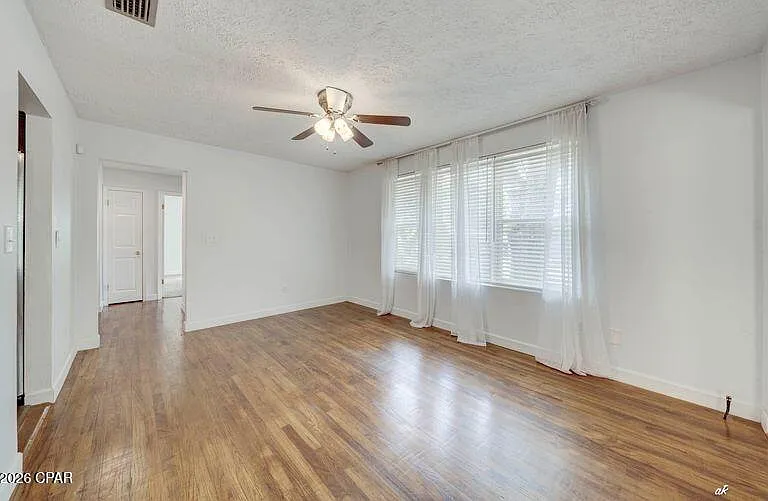 108 N Marie Dr — Photo 25