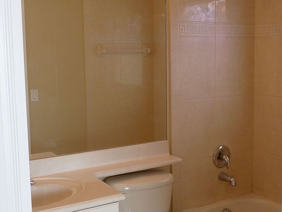 5th image of 5030 Starblaze Dr