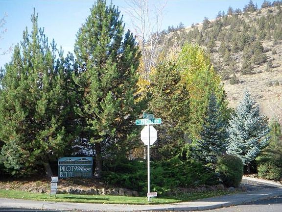 Pilot Butte Village 55+