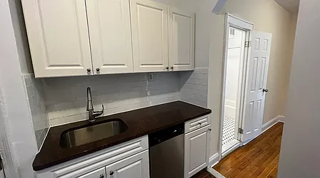 Rented by HOLTON REAL ESTATE INC.