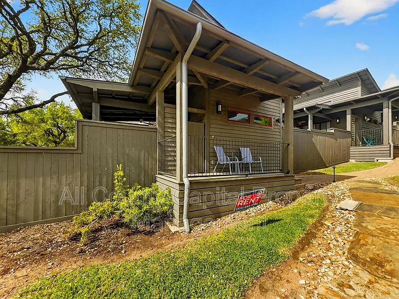 2113 Barbaro Way #17