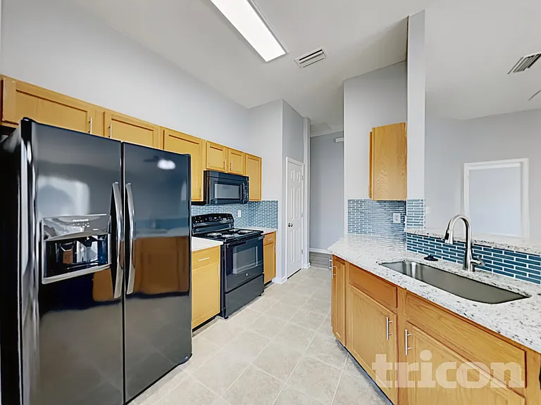 6830 Shoreline Ln — Photo 7