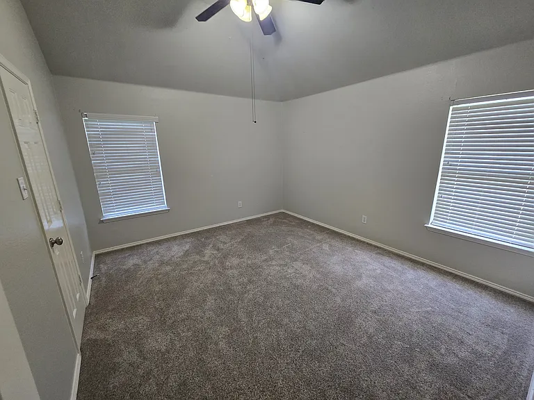 9201 Popes Creek Ct — Photo 9