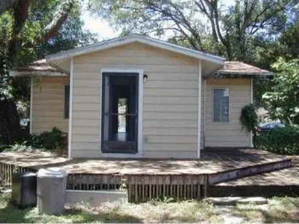 114 E Lambright St, Tampa, FL 33604