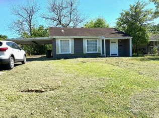 421 McKinley St, Westlake, LA 70669