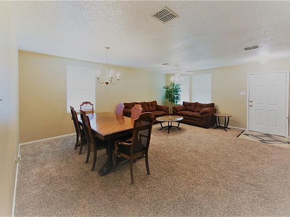3rd image of 2932 Montague Trl