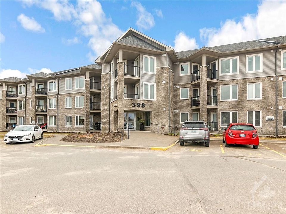 1st image of 398 Van Buren St #214