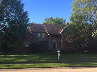 5327 Woodfield Dr N, Carmel, IN 46033