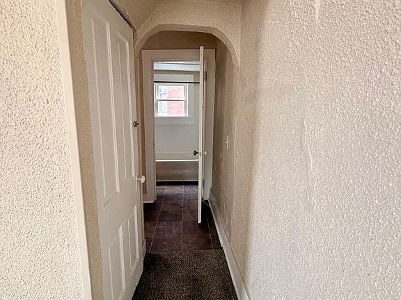 3rd image of 1201 Columbia Ave #4