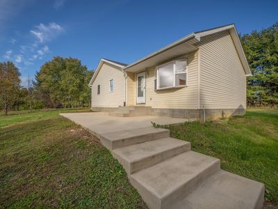 19579 New Gambier Rd, Gambier, OH, 43022