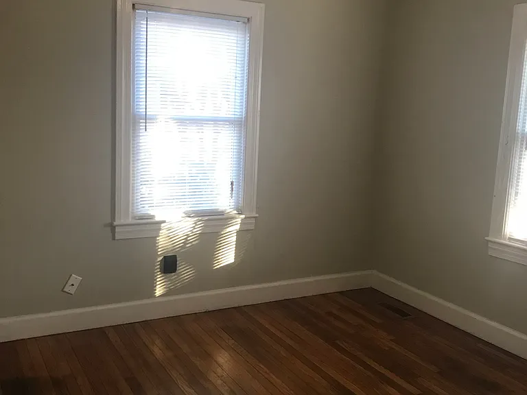 1120 Inglewood Dr — Photo 8