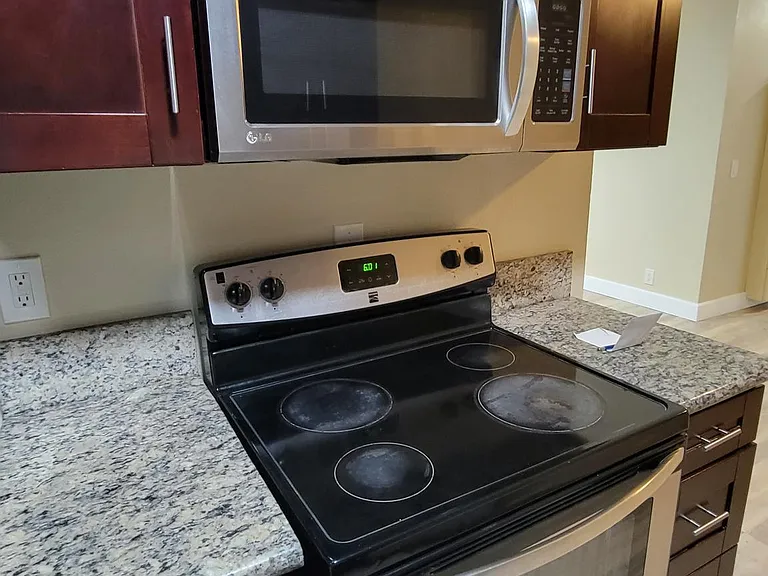222 S Lincoln Ave S #7 — Photo 11
