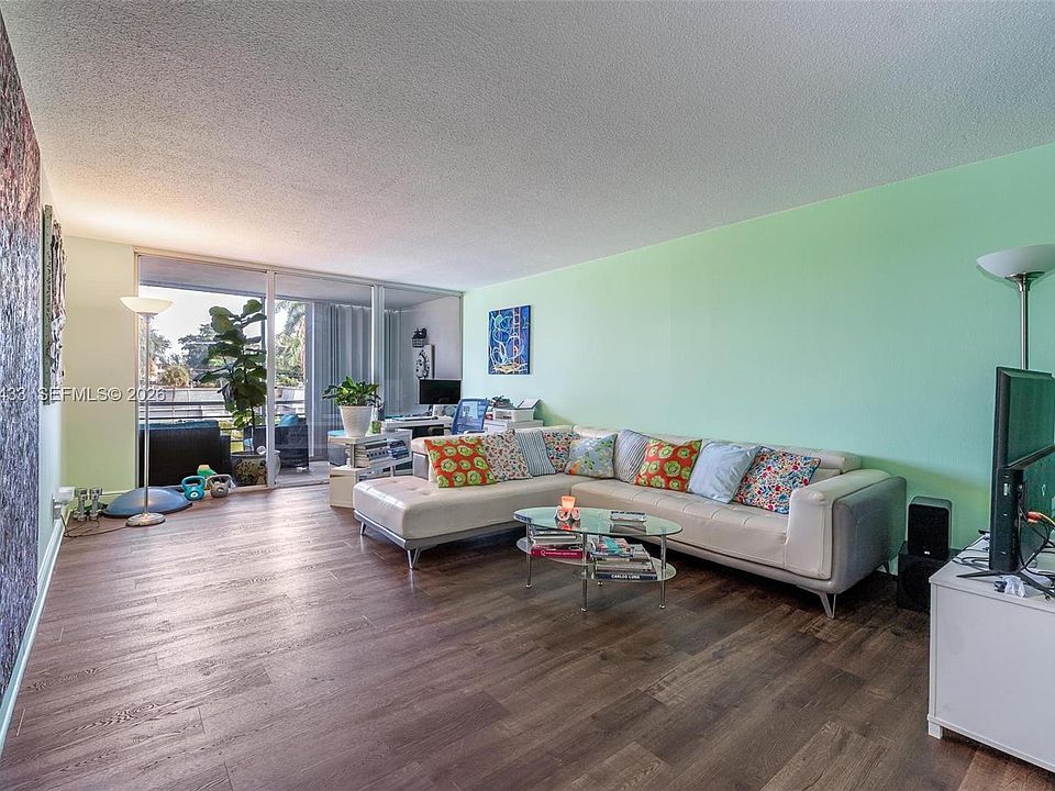 1st image of 6923 Cypress Rd APT C12