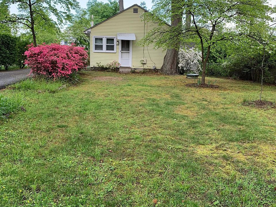 1st image of 294 North Dr