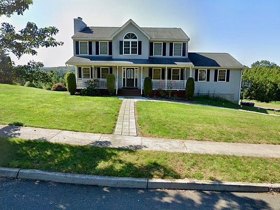 2nd image of 25 Tyler Hill Road