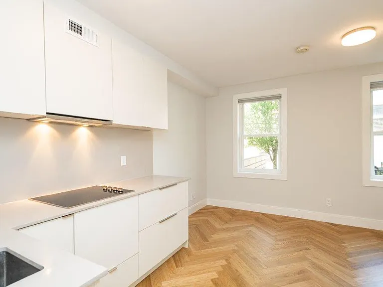 461 Massachusetts Avenue — Photo 39