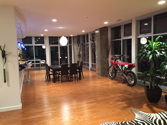 Spacious dining room