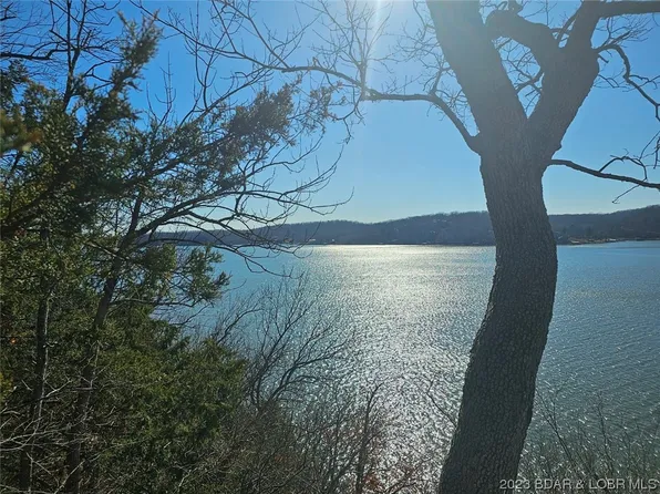 13 Mount Eagle Escape Dr, Stover, MO 65078