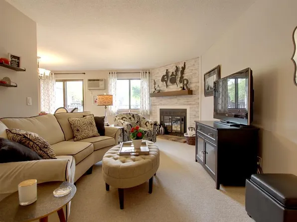 7401 W 101st St APT 121, Minneapolis, MN 55438