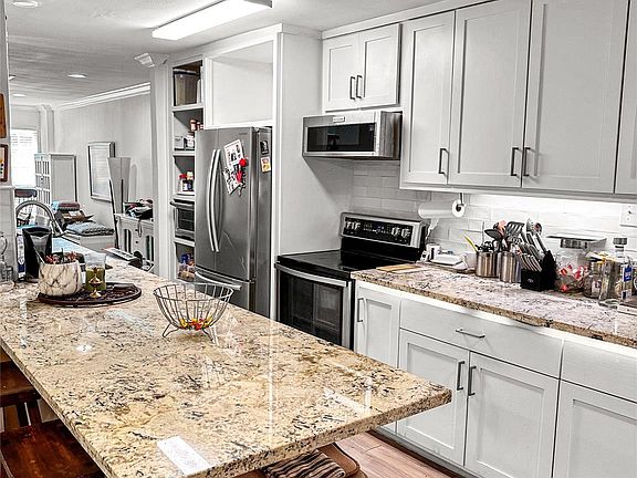 4th image of 5800 Lumberdale Rd Unit 89