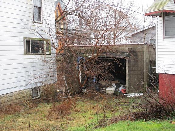 4th image of 304 Mehaffey Ct