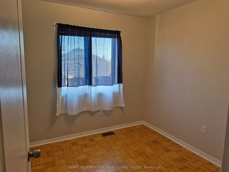 19 Foxchase Ave #46 — Photo 16