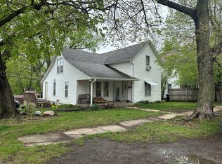 706 N Fillmore St, Mount Ayr, IA 50854