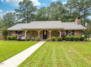 306 13th St SW, Springhill, LA 71075